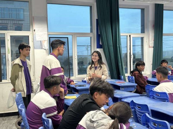 炒股加杆杆的平台 “雨花”反哺 南大学子为青海送去原创科普课